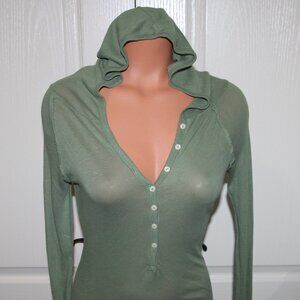 NWT! Y2K Aeropostale SIZE SMALL Sage Green Fitted V-Neck Henley Hoodie Top